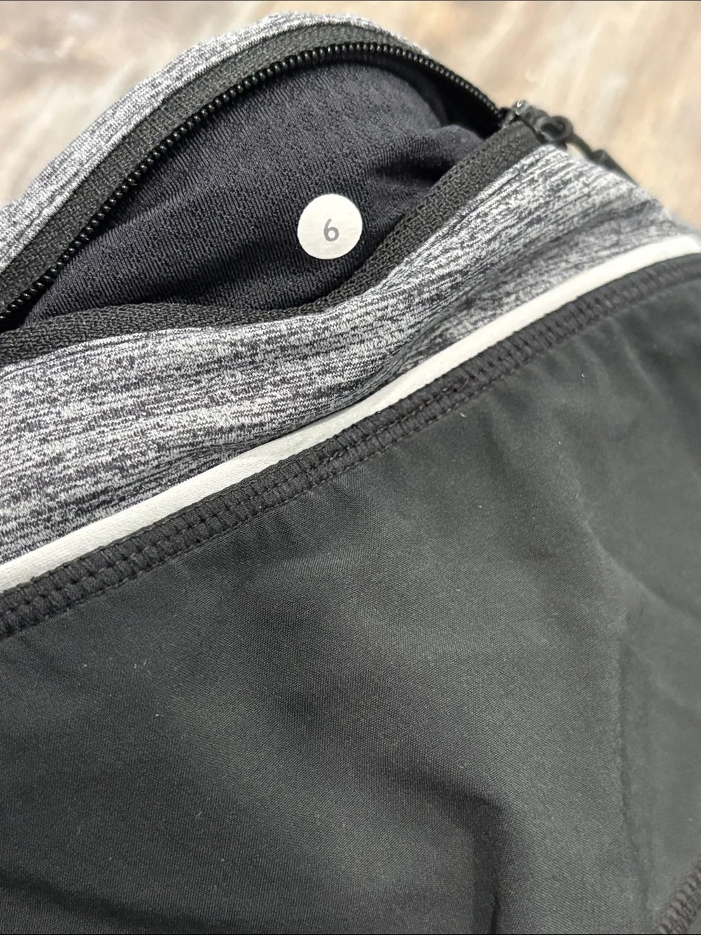 LULULEMON Black & Gray Ruffle Skirt Size 6